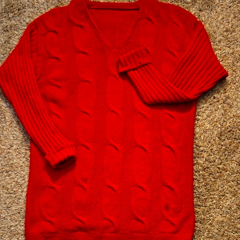 Red Sweater - Picture 1 of 11